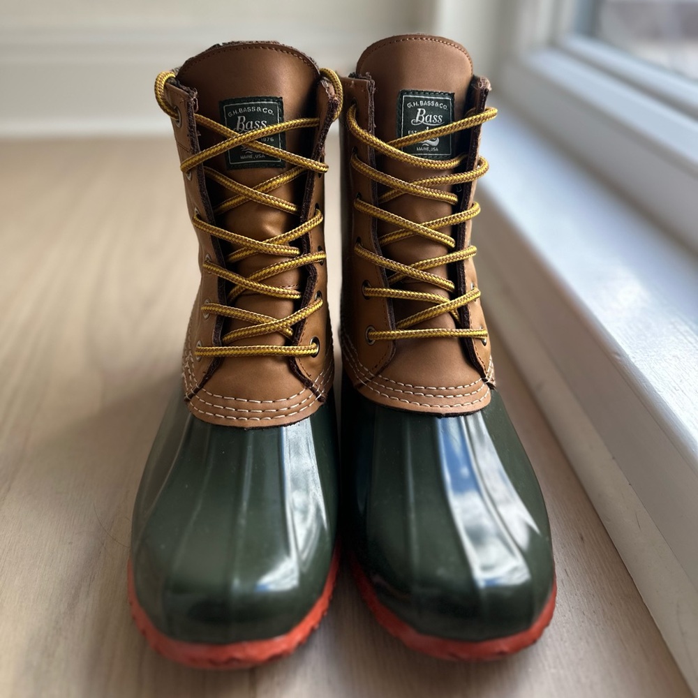 G.H. Bass Waterproof Lace Up Duck Boots